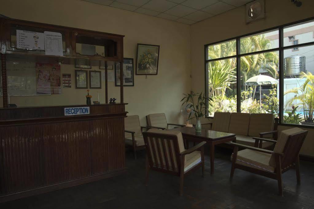 Villa Sisavad Guesthouse Wientian Zewnętrze zdjęcie